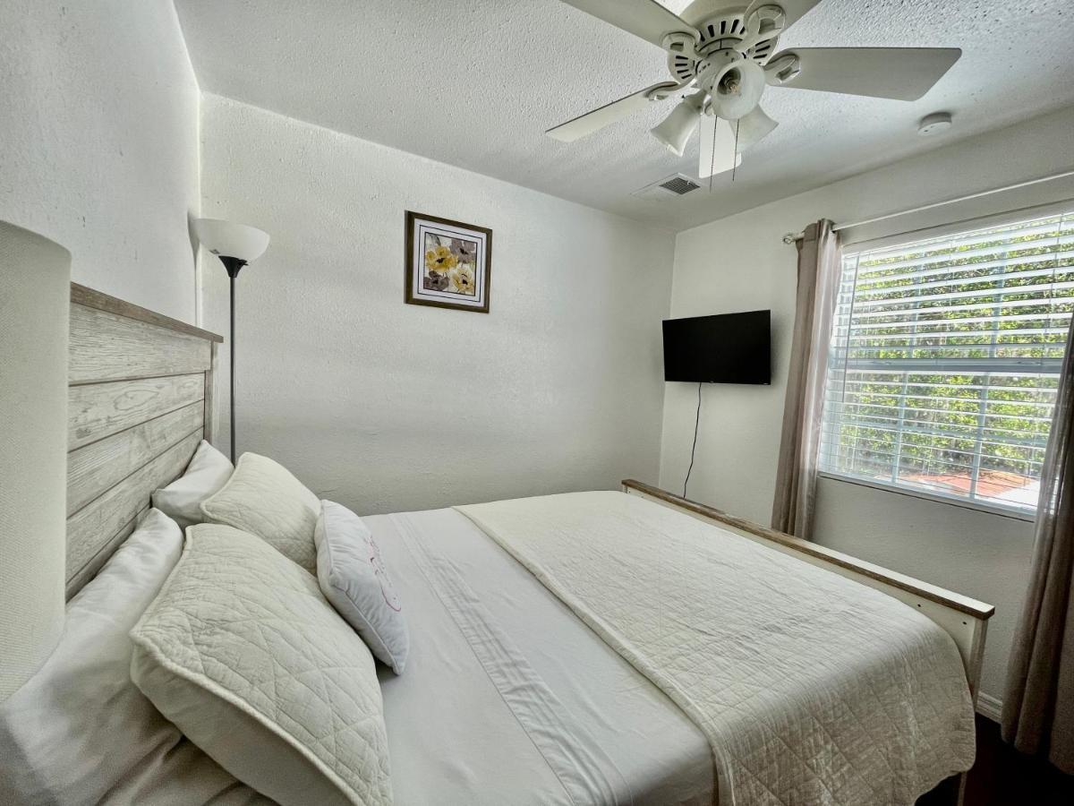 2 Bedroom Apartment Auburndale Exteriér fotografie